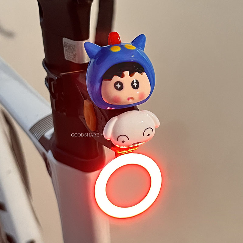 Mountain Biking Cartoon - Śliczna lampka rowerowa Shin-chan, tylna lampka